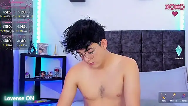 nolan twink1 online show from March 11, 5:20 pm