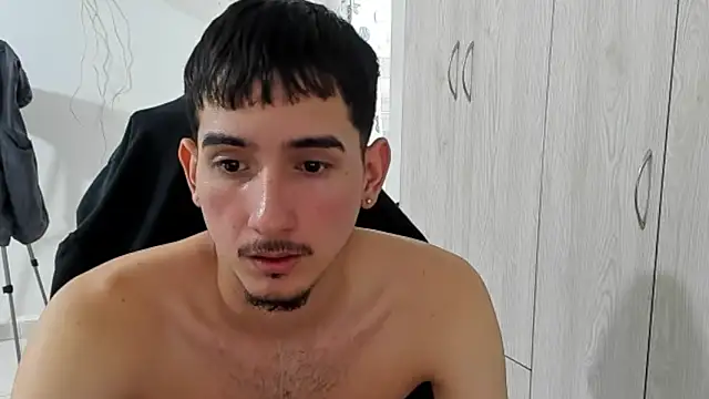 thomas daniel1 online show from March 24, 10:46 pm