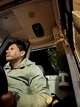 alexchir4 online show from December 5, 10:00 am