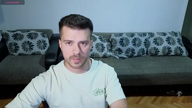 JohnnyStepBro online show from July 3, 6:12 pm