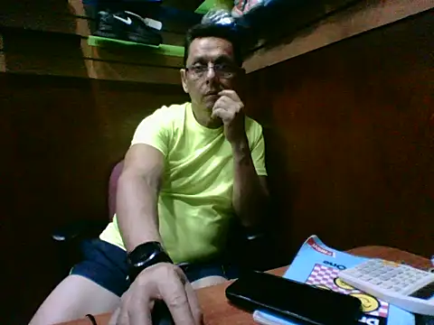 MarcusKelvin online show from October 31, 7:28 pm