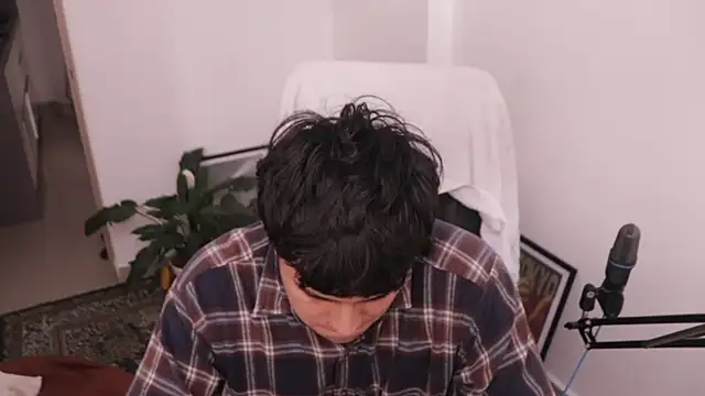 Tony Hoffa online show from April 3, 9:00 pm