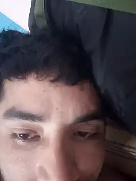 Snapshot of nskgenz chatting on October 31, 5:09 am nskgenz online show from October 31, 5:09 am