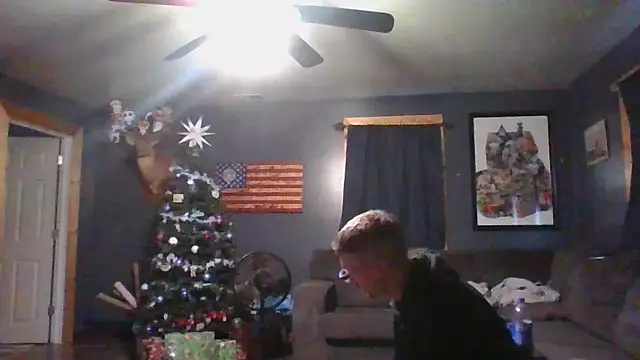 Snapshot of MysteriousFire23 chatting on February 11, 11:12 pm MysteriousFire23 online show from February 11, 11:12 pm