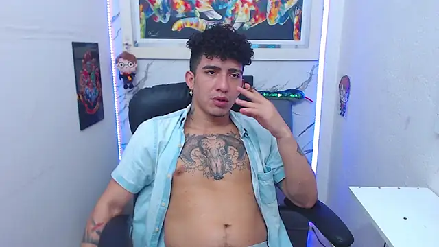 targuerian22 online show from November 28, 1:24 pm