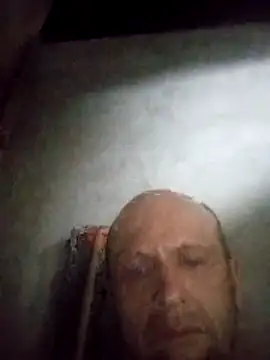 edijavimes online show from February 26, 4:47 am