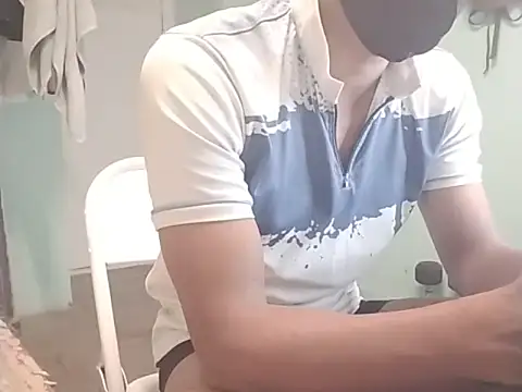 Snapshot of vicky0805 chatting on March 18, 4:18 am vicky0805 online show from March 18, 4:18 am