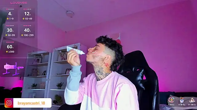 Ian Castillo  online show from December 15, 11:29 am