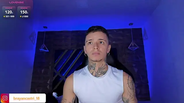 Ian Castillo  online show from April 16, 11:21 am