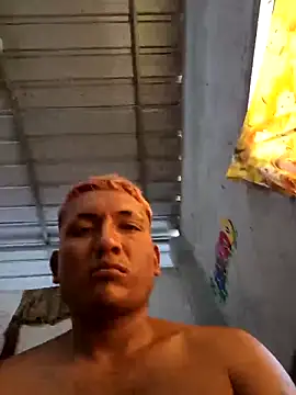 BingedHearts online show from February 5, 6:04 pm