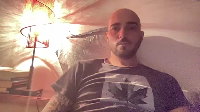 alessandromori91 online show from December 5, 11:23 pm