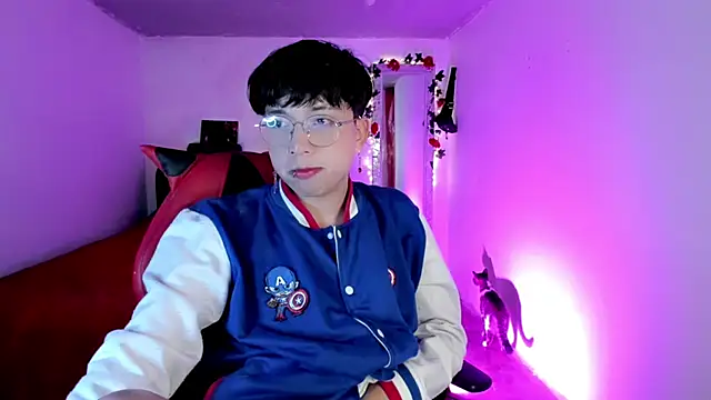 Snapshot of AnggelONfiree chatting on October 28, 11:40 pm AnggelONfiree online show from October 28, 11:40 pm