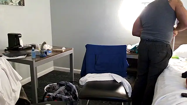 EatMyCake831 online show from February 9, 6:43 am