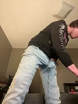 Snapshot of BigJohnson06 chatting on December 28, 10:36 am BigJohnson06 online show from December 28, 10:36 am