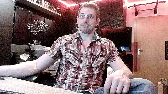 dreamwallker21 online show from April 21, 6:58 pm