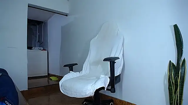 diamond black00 online show from November 15, 12:45 am