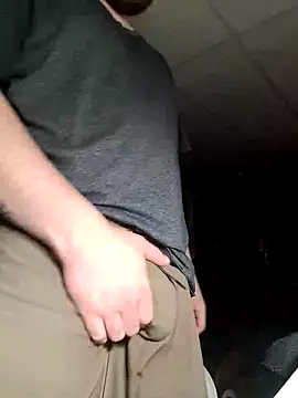 Thatdude32213 online show from March 15, 10:05 pm