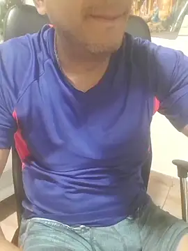 latinmartin73 online show from December 16, 2:18 am