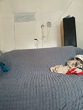 hotyoung24 online show from January 13, 5:34 am