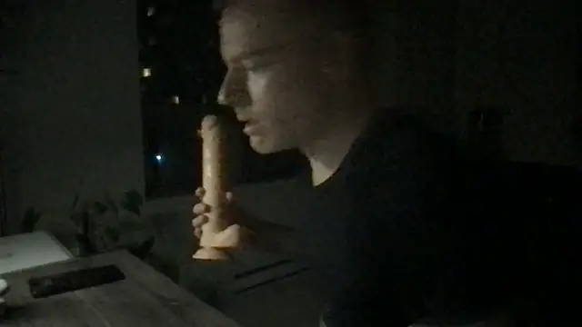 Gingerbushguy online show from February 2, 10:57 am