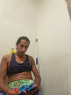 LargeDominoes online show from April 7, 10:59 am