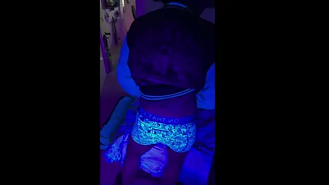 LuggiJack online show from February 14, 9:37 am