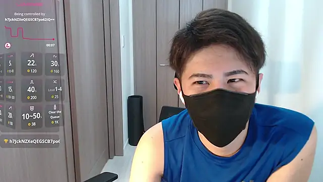 Snapshot of ryota_kkk chatting on January 24, 1:36 pm ryota kkk online show from January 24, 1:36 pm