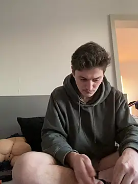 sunnyboy25 online show from March 21, 5:17 pm