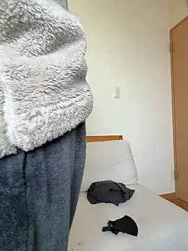 UKI06 online show from March 23, 5:02 am