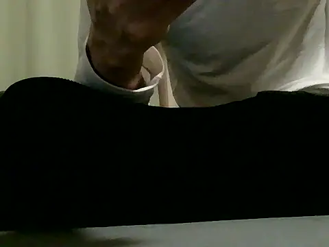 UKI06 online show from January 10, 3:48 pm