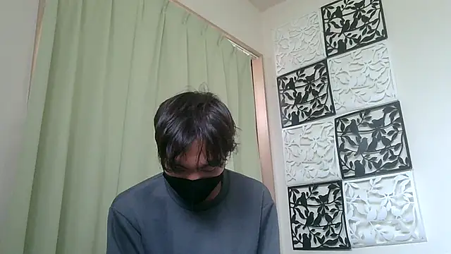 UKI06 online show from December 13, 4:22 am