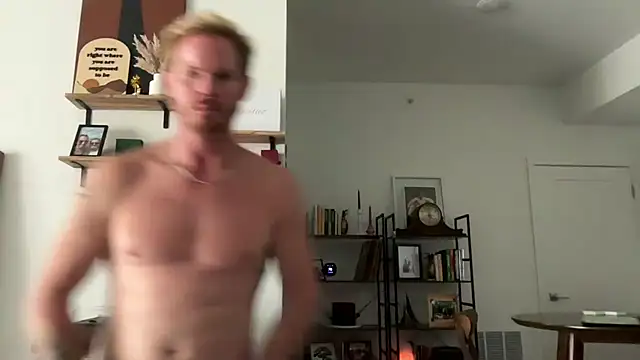 crossfitterguy87 online show from July 25, 9:11 pm