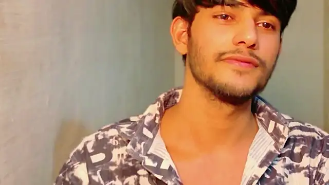 kingkartik7 online show from February 10, 4:12 pm