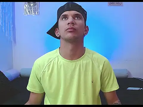 tylor boy online show from June 6, 2:17 am