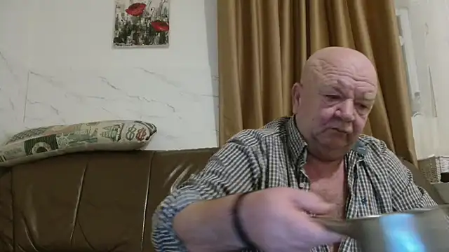 fullballs6 online show from February 3, 3:26 am