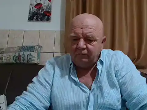 fullballs6 online show from December 15, 1:13 am