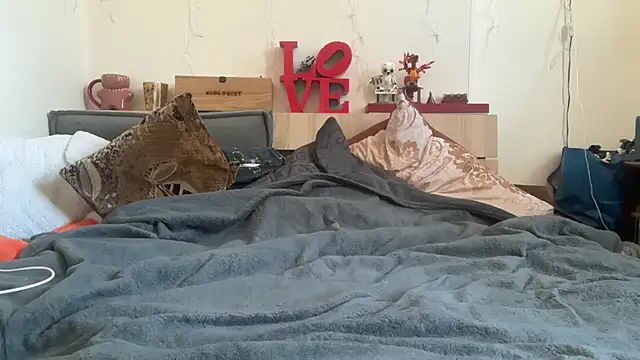 LinelikeOverseer online show from March 10, 11:27 am