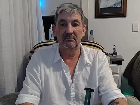 ChunkyMonkey007 online show from December 7, 8:55 am