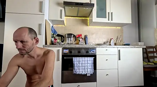 MrPearlsLive online show from December 27, 11:06 am