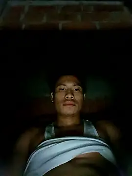 Snapshot of kgmc2 chatting on December 5, 5:26 am kgmc2 online show from December 5, 5:26 am