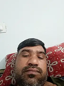 pintuS40 online show from April 12, 11:49 pm