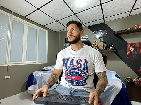 marcel crawford96 online show from April 19, 12:37 pm