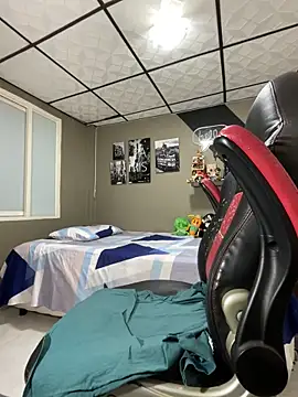 marcel crawford96 online show from February 26, 1:01 pm