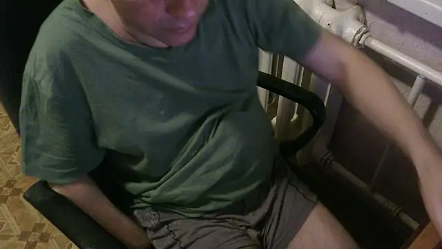 Snapshot of AlDON59 chatting on March 13, 6:34 pm AlDON59 online show from March 13, 6:34 pm