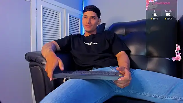 Damian23   online show from March 21, 12:39 pm