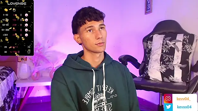 Alexx tc online show from October 4, 7:57 am