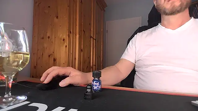 Tom PP cgn online show from April 6, 4:46 am