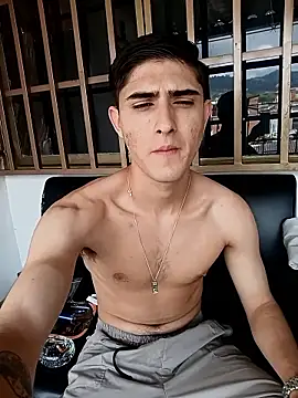 PhilipRich online show from January 14, 4:00 pm