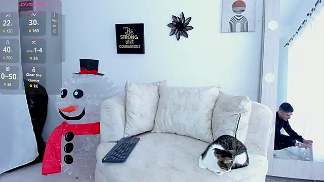 PhilipRich online show from December 24, 2:33 pm