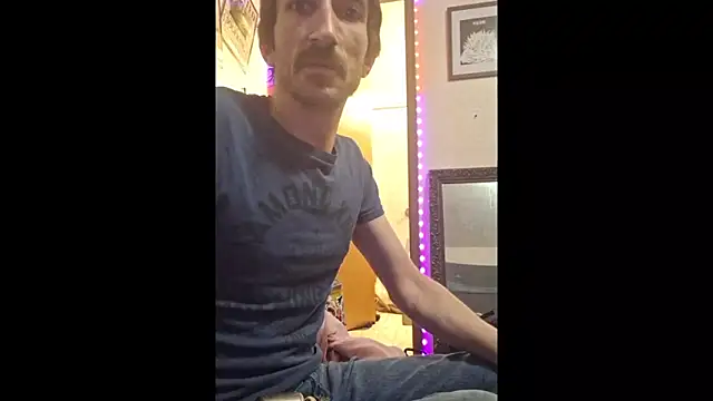 SlammyDjr online show from March 6, 11:46 pm